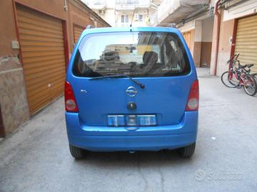 Opel AGILA