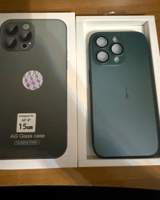 Cover iPhone 15 pro green