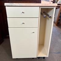 Mobile da bagno con piano in marmo