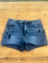 Pantalone corto nero