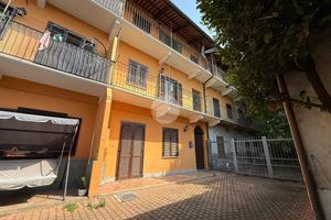 CASA SEMINDIPENDENTE A VILLAR DORA