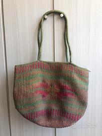 Borsa  tracolla in rafia colorata