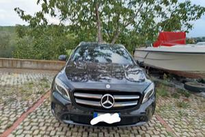 Mercedes GLA
