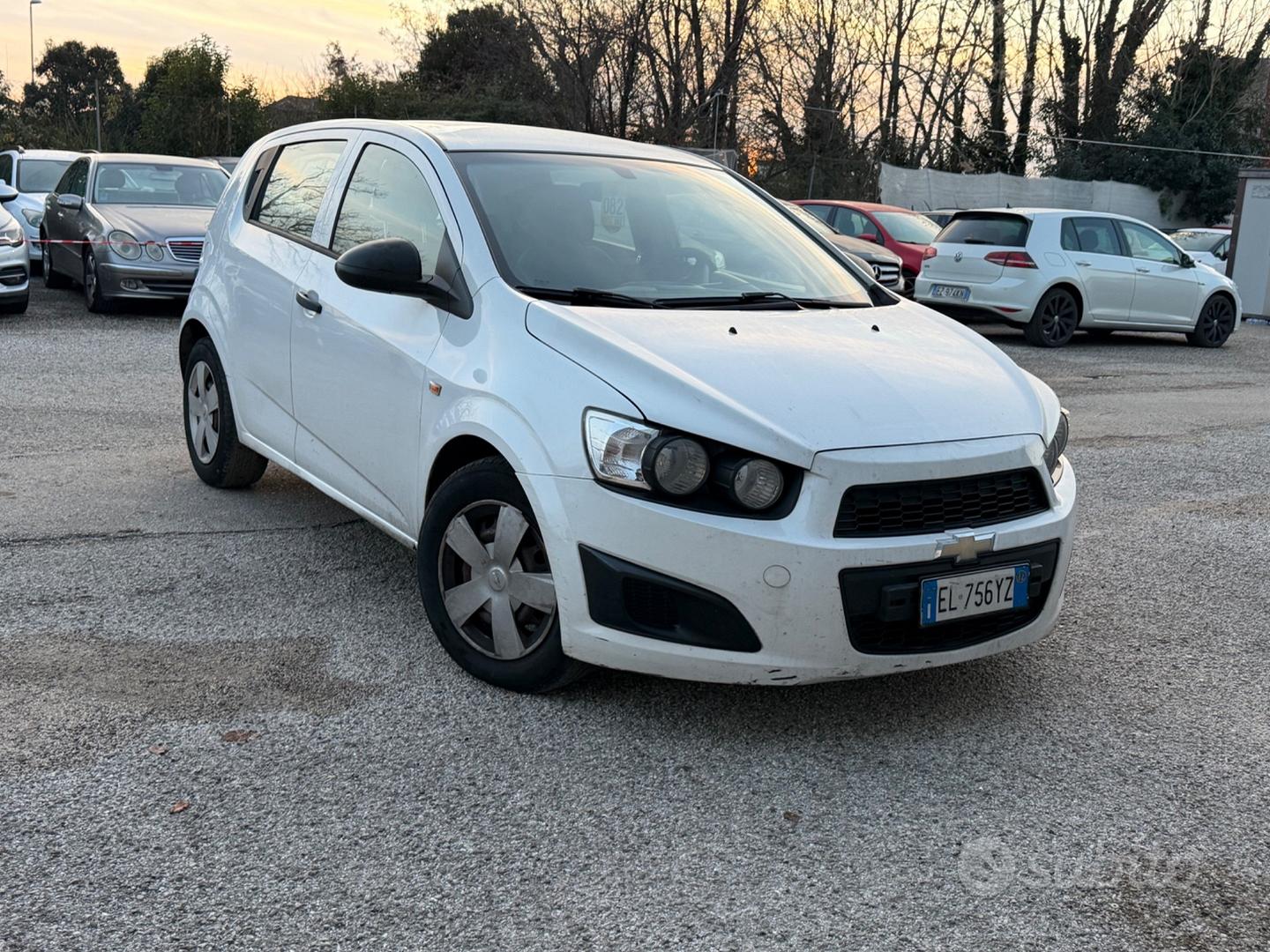 Chevrolet Aveo 2012 photo 3