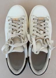 Scarpe Guess