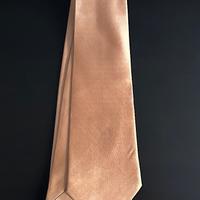 Cravatta seta lucida colore oro