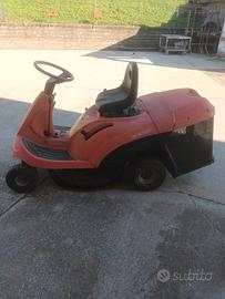 trattorino tagliaerba 