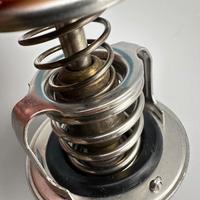 Termostato auto 90048-33088 Yaris e altre marche