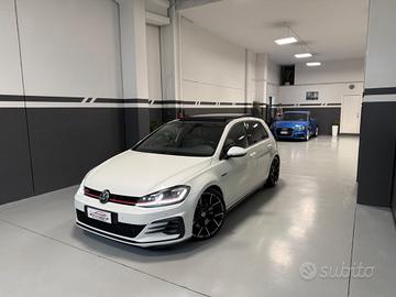 Volkswagen Golf GTI Performance Full Tetto Pelle