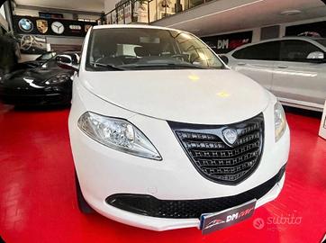 Lancia Ypsilon 0.9 TwinAir 85 CV 5 porte Metano Ec