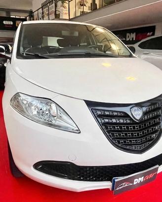 Lancia Ypsilon 0.9 TwinAir 85 CV 5 porte Metano Ec
