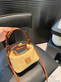 Borse intrecciate alla moda Loewe