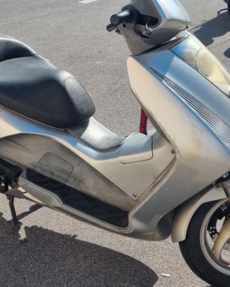 Honda Pantheon 150 4 tempi