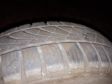 Pneumatici auto 4 stagioni