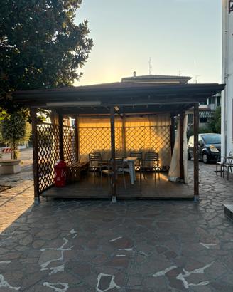 GAZEBO IN LEGNO