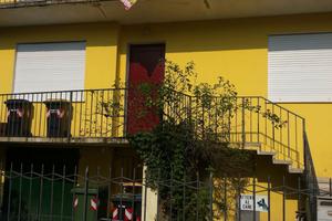 Spaziosa matrimoniale uso singola in bifamiliare