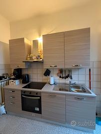 Cucina come nuova.
