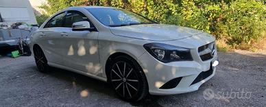 MERCEDES CLA 180D SPORT FULL OPTIONAL PERFETTA