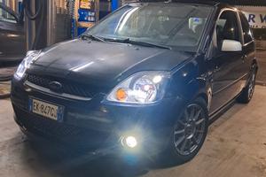 ford fiesta 2005 1.6 