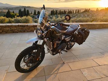 Triumph Scrambler XC 1200