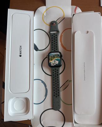 Apple watch SE 44 mm 2 gen