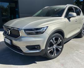 VOLVO XC40 - XC40 2.0 t5 Business Plus awd geartro