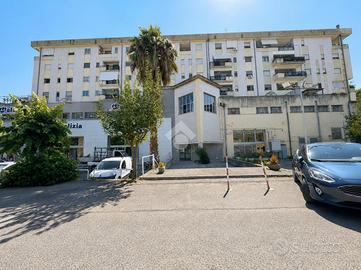 3 LOCALI A COSENZA