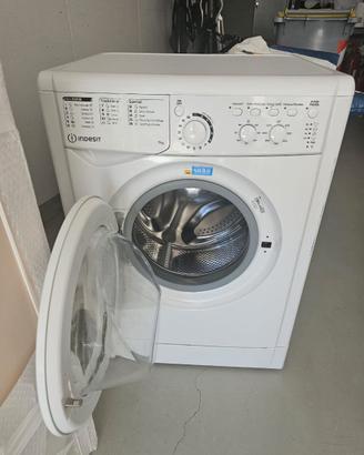 LAVATRICE INDESIT 7 KG