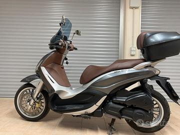 Piaggio Beverly 300