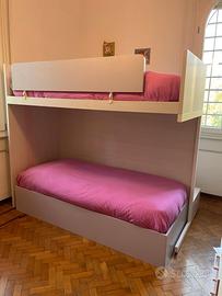 LETTO  A CASTELLO CON STRUTTURA