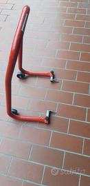 cavalletto posteriore moto