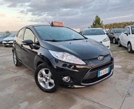 Ford Fiesta 1.4 TDCi 70CV 5 porte Titanium - 2011