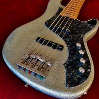 Gb 75 custom. Aguilar