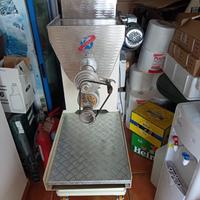 Macchina per pasta professionale + Tagliaverdure