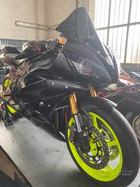 Yamaha R6