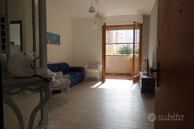 Ampia camera zona MM2 Piazza Abbiategrasso