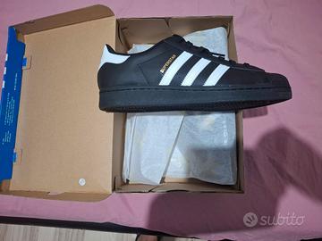 Adidas Superstar 