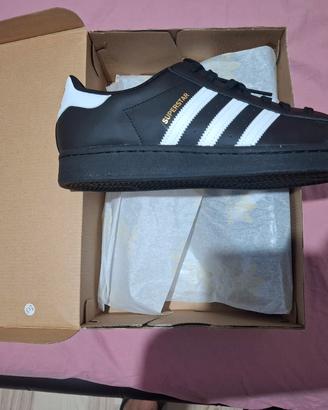 Adidas Superstar 