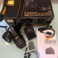 NIKON D5200