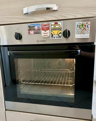 Forno elettrico da incasso Indesit IFV2211X Inox