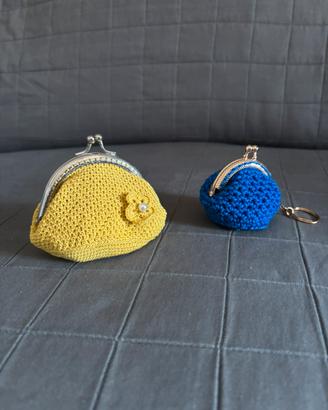 Portamonete fatti a mano all’uncinetto