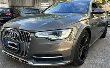 Audi A6 allroad 3.0 TDI 245 CV S tronic Business p