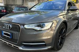 Audi A6 allroad 3.0 TDI 245 CV S tronic Business p