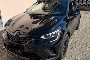 Captur 1.6 E-Tech full hybrid Rive Gauche 145cv