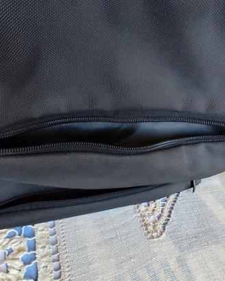 🦆 MANDARINA DUCK – Borsa da lavoro nera