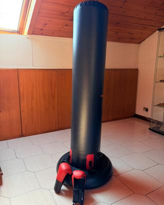 Sacco da boxe con base (Outshock/Decathlon)