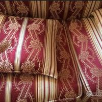 DIVANI ELEGANTI IMBOTTITI