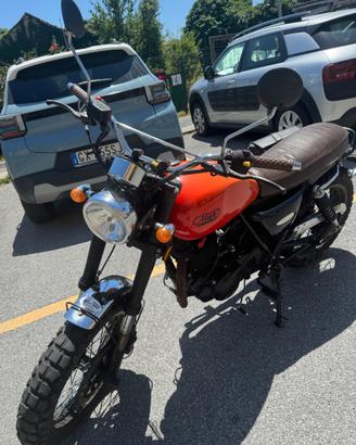 Moto Mash 250 .