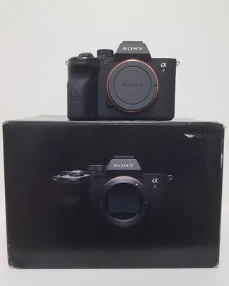 Mirrorless Sony A 7MIV body usato