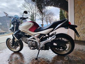 Suzuki gladius 650 